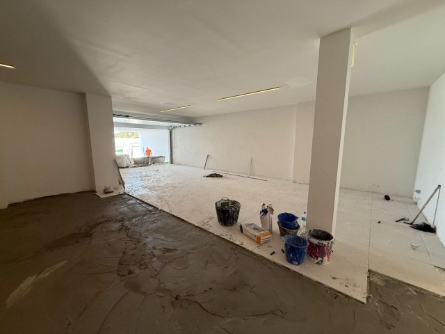 6 Bedrooms Villa in Marbella