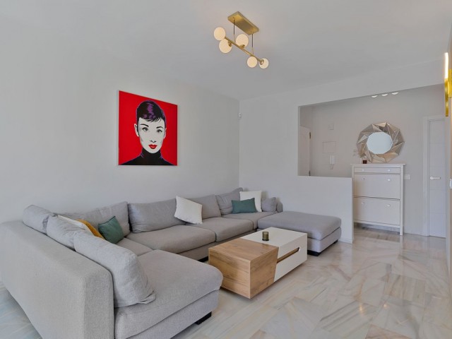 Penthouse, Bel Air, R5119675