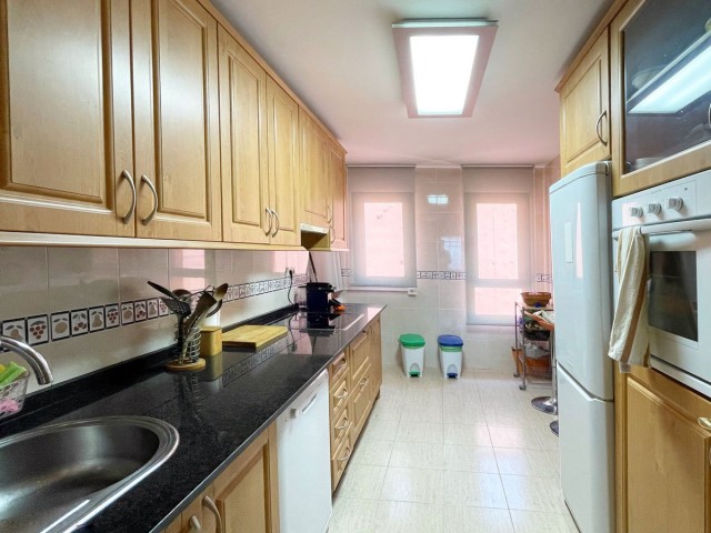 Apartamento con 4 Dormitorios  en Torreblanca