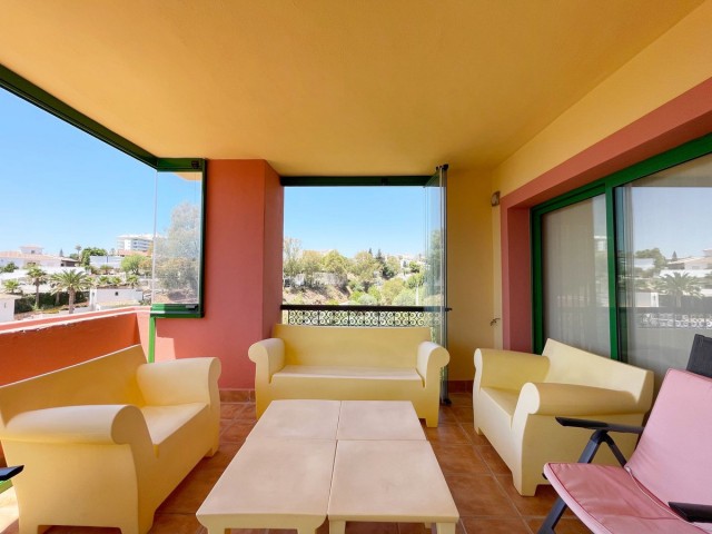 Apartamento con 4 Dormitorios  en Torreblanca