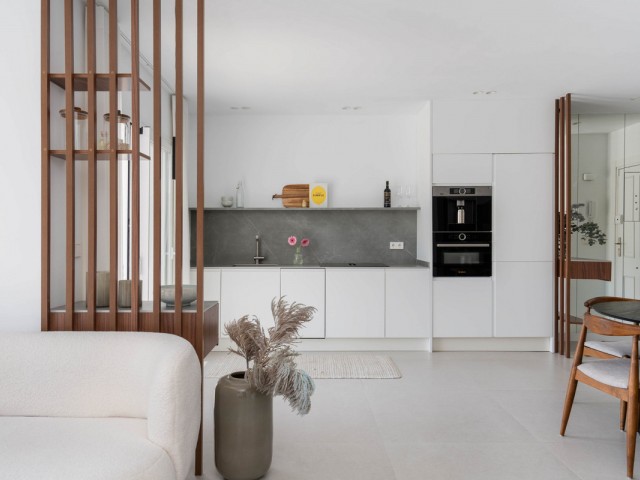2 Bedrooms Apartment in Benahavís
