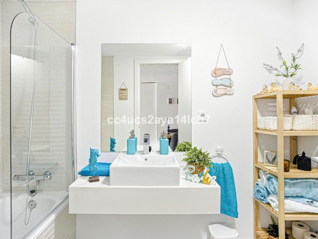 Appartement avec 2 Chambres  à Estepona