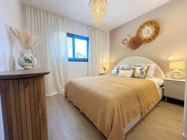 Appartement avec 3 Chambres  à Estepona