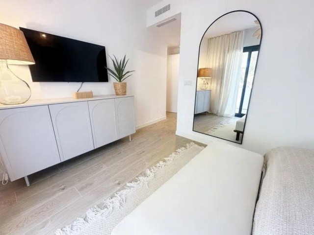 Appartement avec 3 Chambres  à Estepona