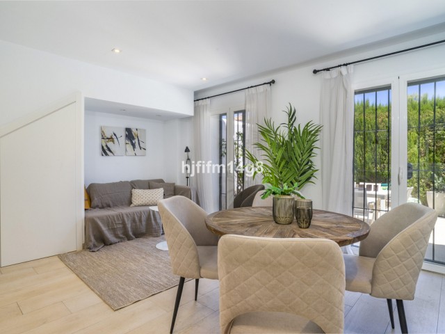 2 Schlafzimmer Reihenhaus in Nueva Andalucía
