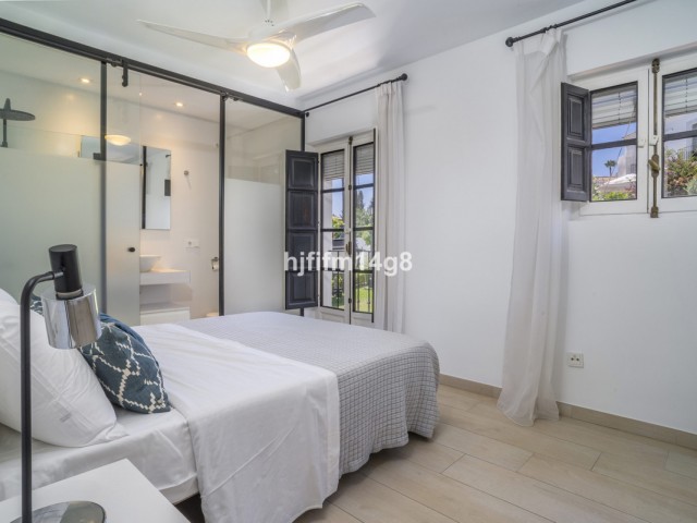 2 Slaapkamer Rijtjeshuis in Nueva Andalucía