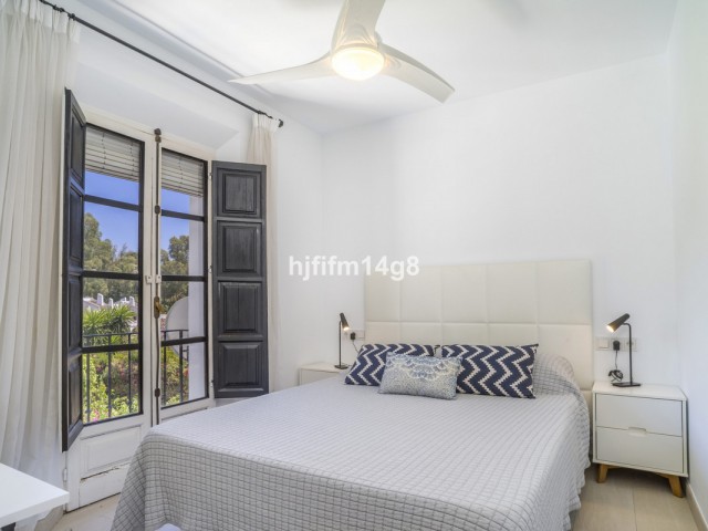 2 Slaapkamer Rijtjeshuis in Nueva Andalucía