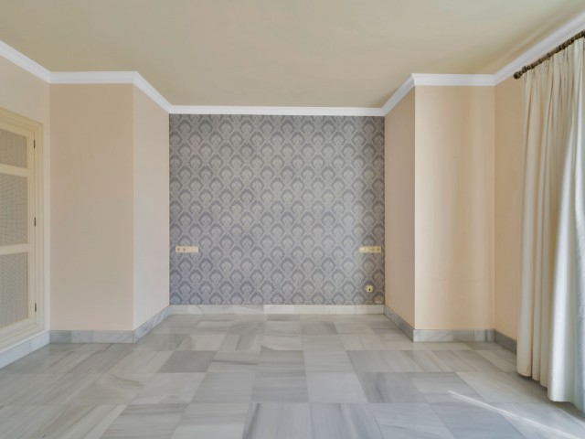 Apartamento con 2 Dormitorios  en La Zagaleta