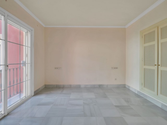 Apartamento con 2 Dormitorios  en La Zagaleta