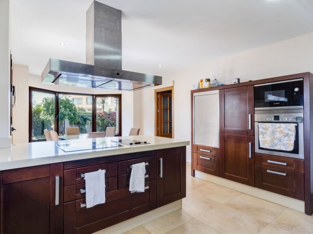 4 Schlafzimmer Villa in Las Chapas