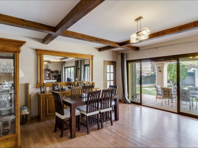 4 Schlafzimmer Villa in Las Chapas