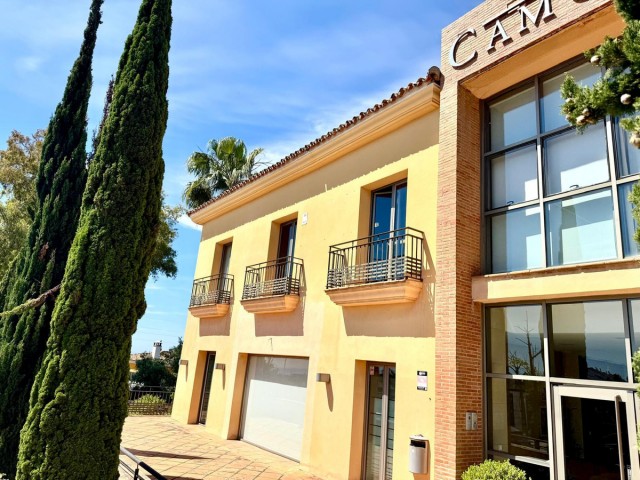 Commercial, Sierra Blanca, R4976230