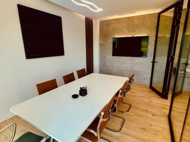 Commercial in Sierra Blanca