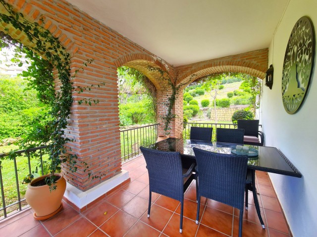 3 Bedrooms Apartment in Benahavís