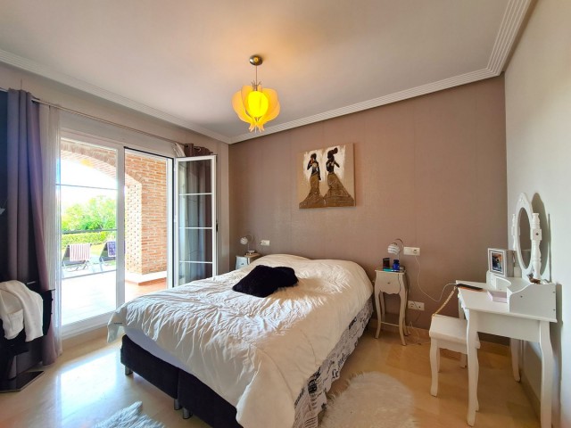 3 Bedrooms Apartment in Benahavís