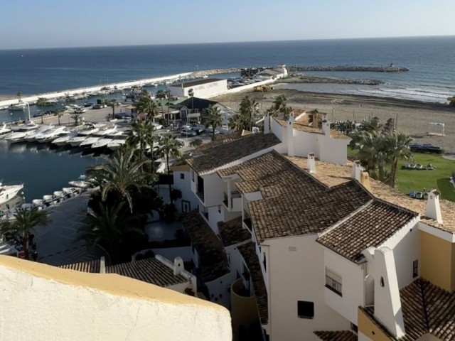 2 Schlafzimmer Apartment in Puerto de Cabopino