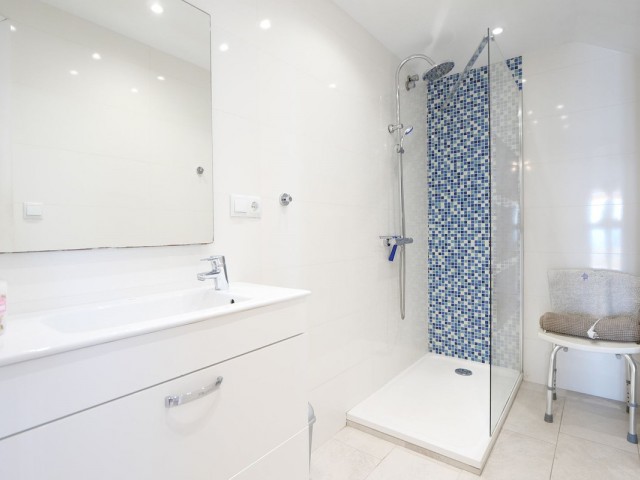 2 Soveroms Leilighet i Puerto de Cabopino