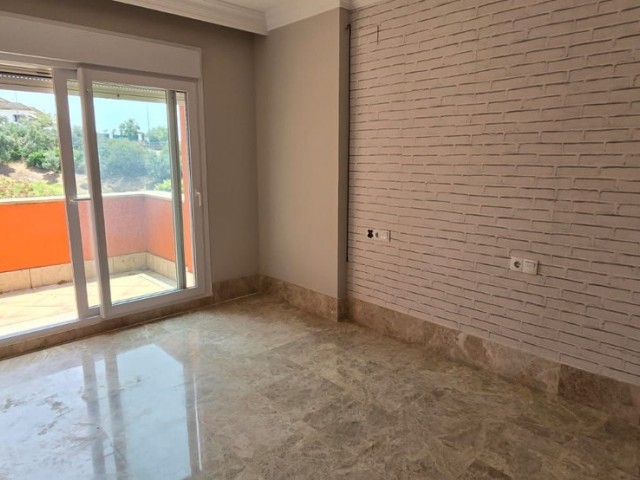 Villa avec 5 Chambres  à Marbella