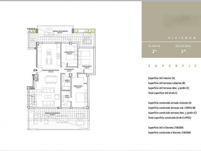 Apartamento con 3 Dormitorios  en Selwo