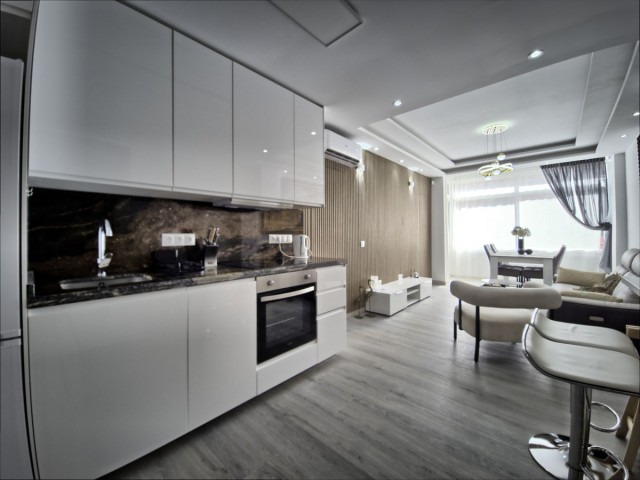 2 Schlafzimmer Apartment in Marbella