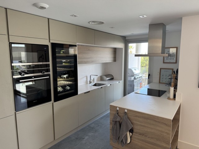 3 Sovrums Lägenhet i Nueva Andalucía