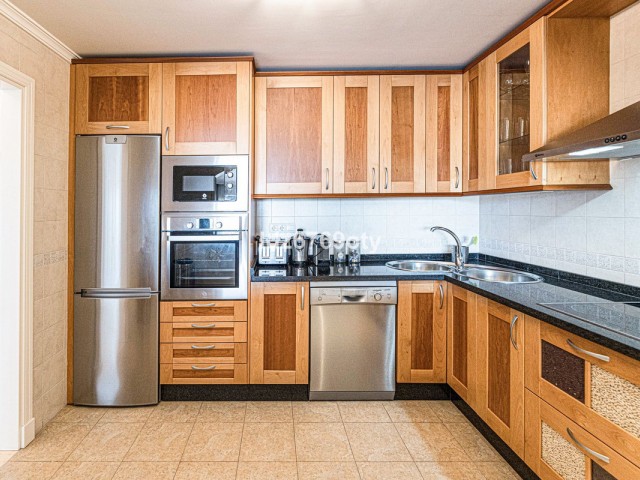2 Bedrooms Apartment in Benalmadena Costa