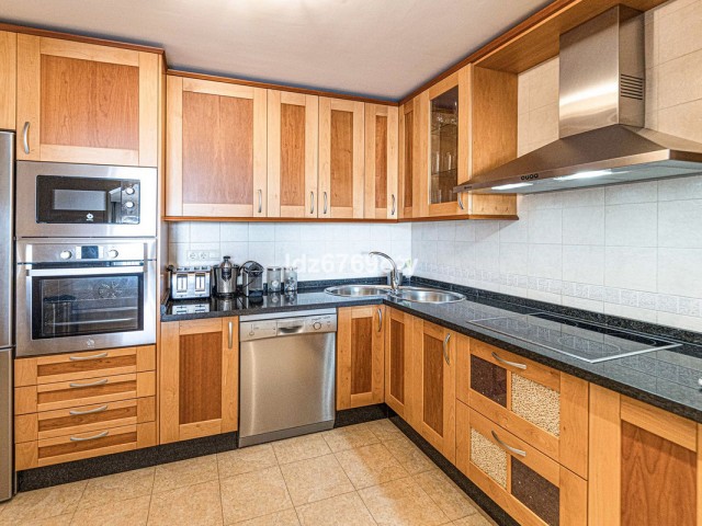 2 Bedrooms Apartment in Benalmadena Costa