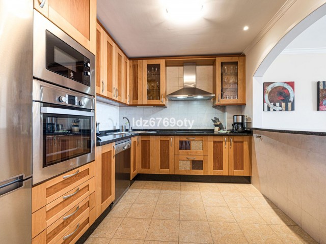 2 Bedrooms Apartment in Benalmadena Costa