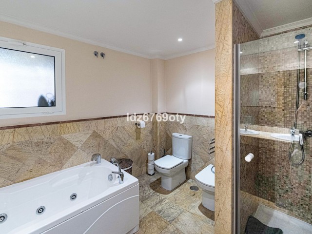 2 Bedrooms Apartment in Benalmadena Costa