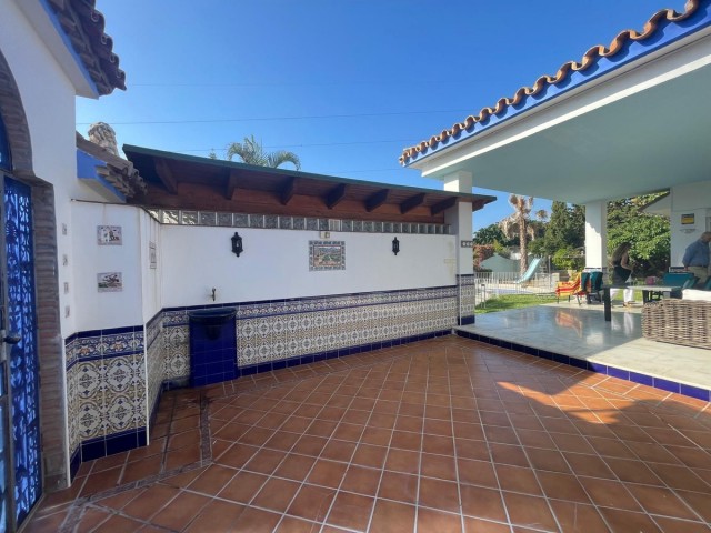 7 Makuuhuoneen Huvila Marbella