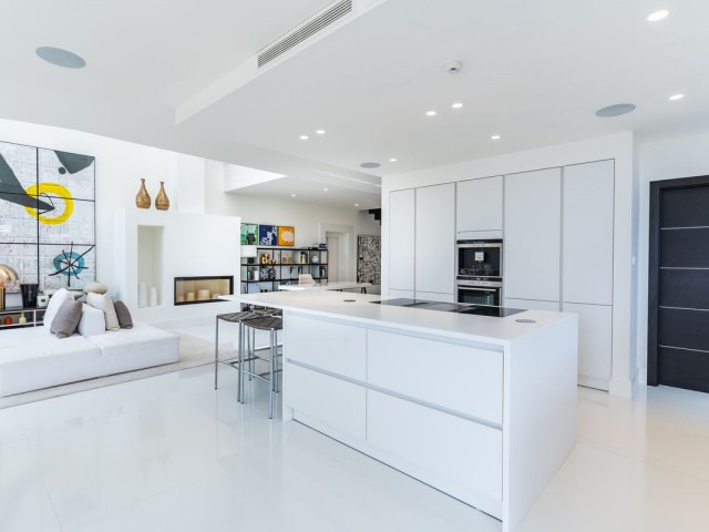 4 Makuuhuoneen Rivitalo Sierra Blanca