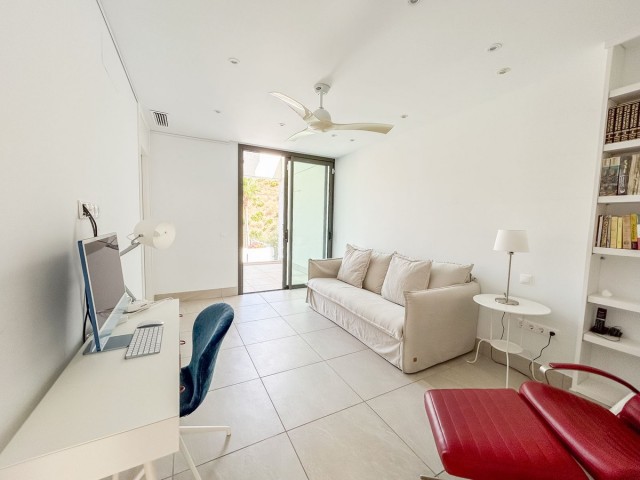 Villa con 4 Dormitorios  en Mijas