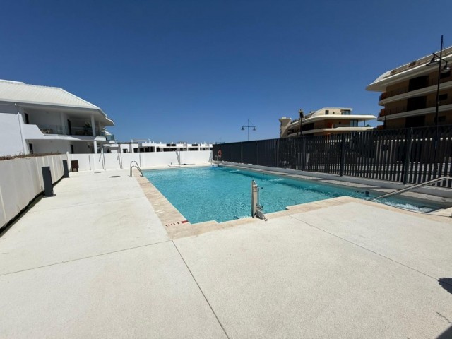Apartamento con 3 Dormitorios  en Fuengirola