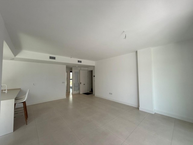 Apartamento con 3 Dormitorios  en Fuengirola