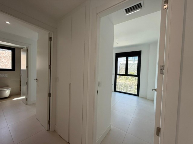 Apartamento con 3 Dormitorios  en Fuengirola