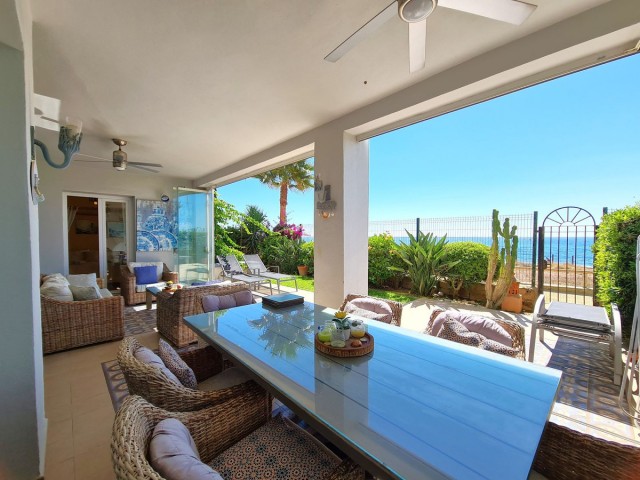 3 Bedrooms Apartment in Casares Playa