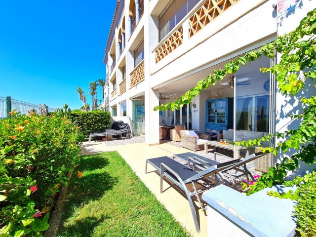 3 Bedrooms Apartment in Casares Playa