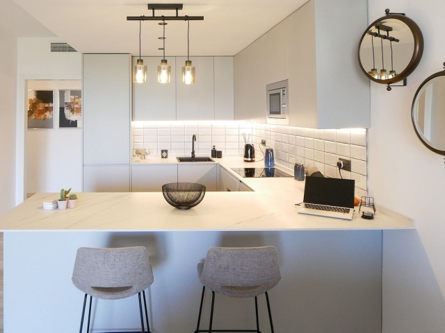 Apartamento con 3 Dormitorios  en Cabopino