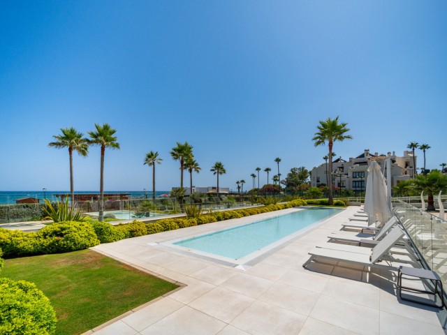 Maison mitoyenne avec 3 Chambres  à Estepona