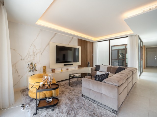 Maison mitoyenne avec 3 Chambres  à Estepona