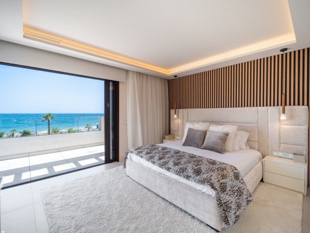 Maison mitoyenne avec 3 Chambres  à Estepona