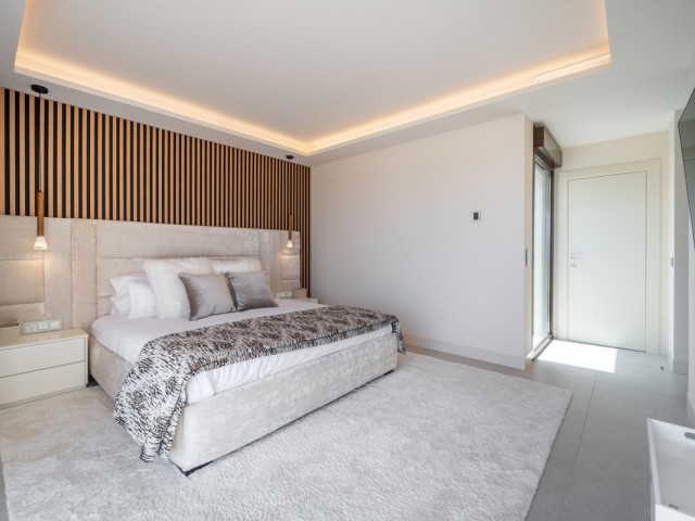 Maison mitoyenne avec 3 Chambres  à Estepona