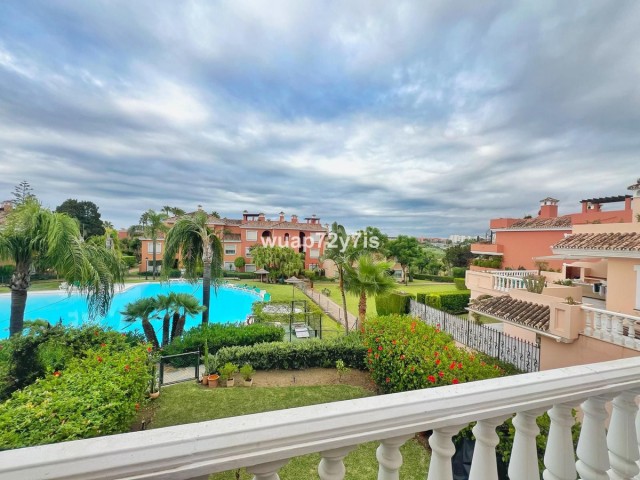 Appartement avec 2 Chambres  à Estepona