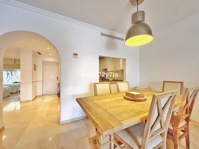 Appartement avec 2 Chambres  à Estepona