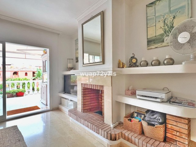 Appartement avec 2 Chambres  à Estepona