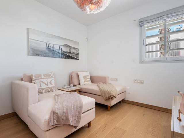 Apartamento con 3 Dormitorios  en Fuengirola