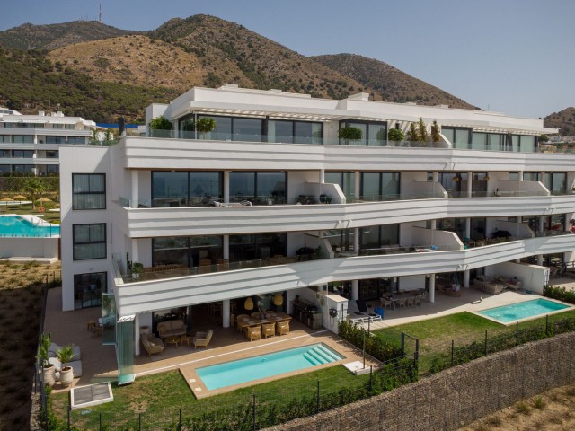 Apartamento con 3 Dormitorios  en Fuengirola