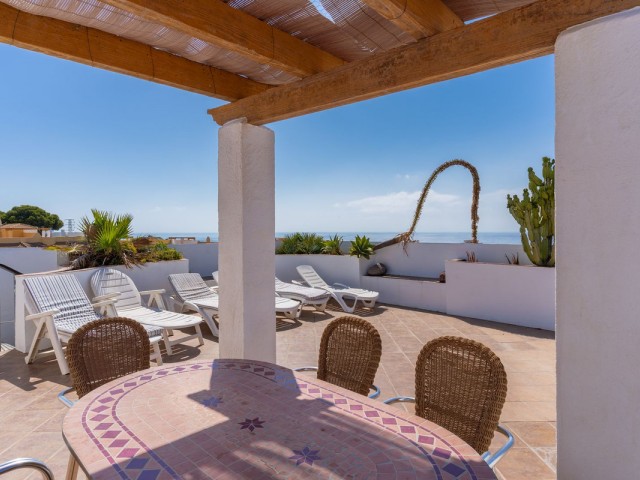 Apartamento con 3 Dormitorios  en Fuengirola