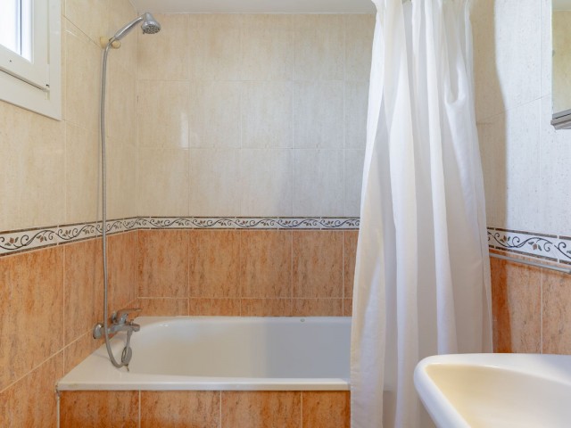 Apartamento con 3 Dormitorios  en Fuengirola
