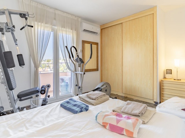 Apartamento con 3 Dormitorios  en Fuengirola